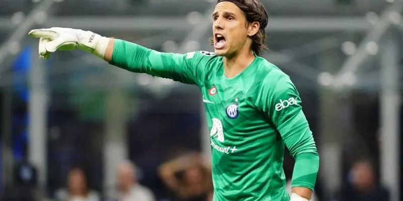  Yann Sommer - Người bảo hộ khung thành xuất sắc